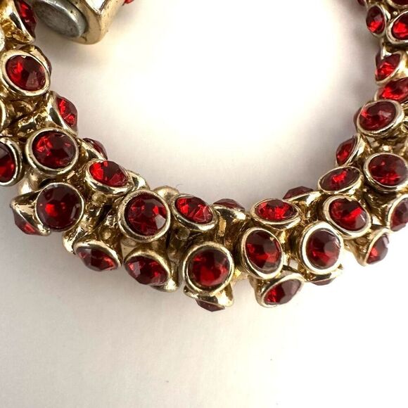 Red and gold tone round magnetic bracelet - Picture 8 of 8